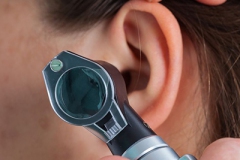 HUMMING-NOISE-EARor-TINNITUS
